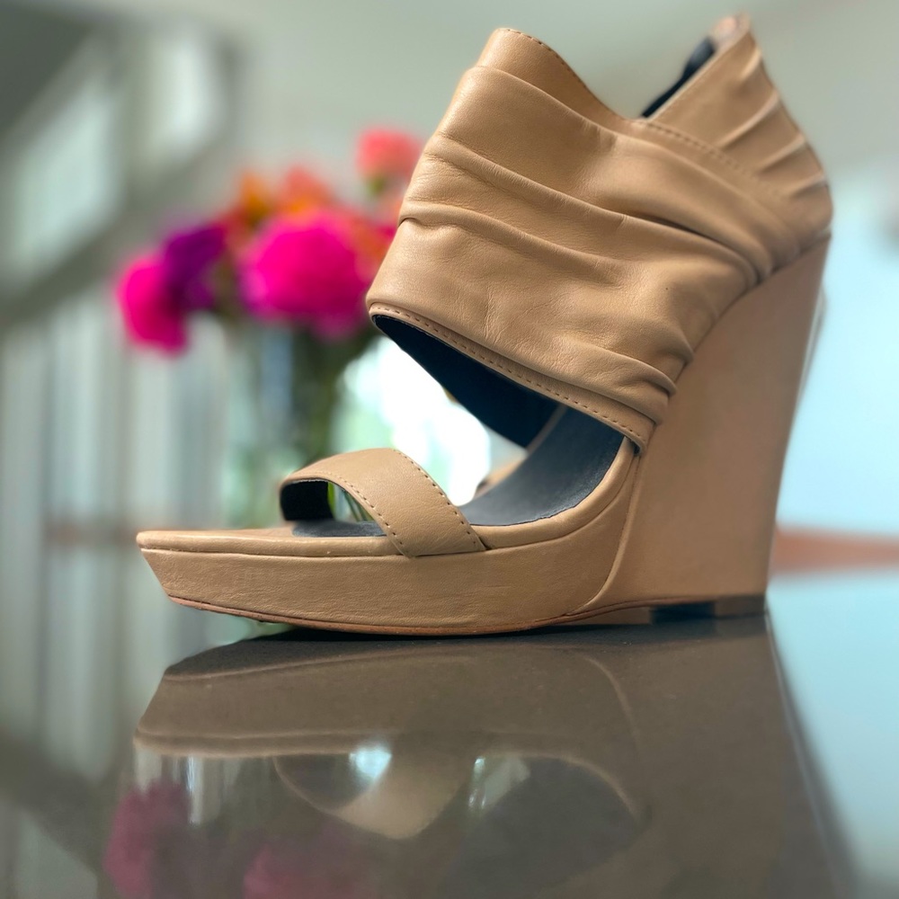 Trouvé Nude Platform Wedges | W 8M